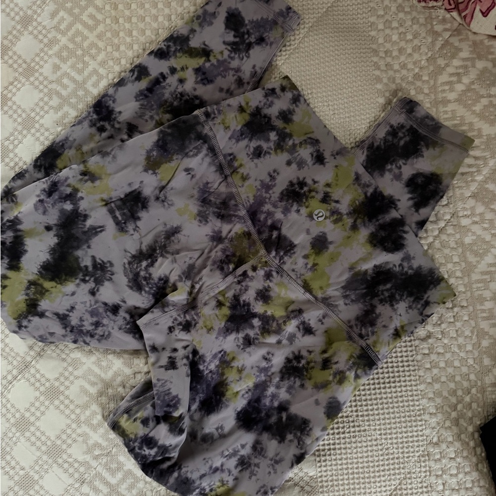 Lululemon Tie-Dye leggings